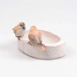 FARMWOOD ANIMALS - Bain oiseau en résine avec oiseaux 20 x 15 x 10.5 cm moineau