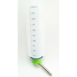TRIXIE - Un biberon en plastique 450 ml. Avec support métal. Pour chinchillas, lapin