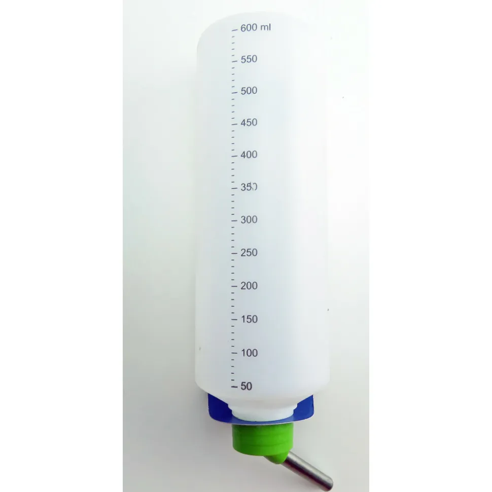 TRIXIE - Un biberon 600 ml en plastique avec support métal pour lapins coloris aléat