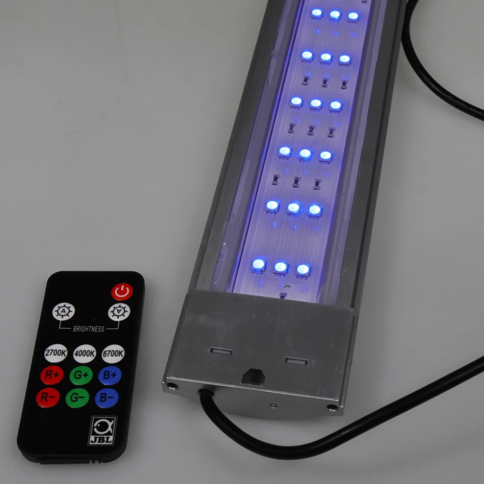 JBL - Rampe d'éclairage Led pour aquarium, Solar Effect 21W - 1149 à 1200mm